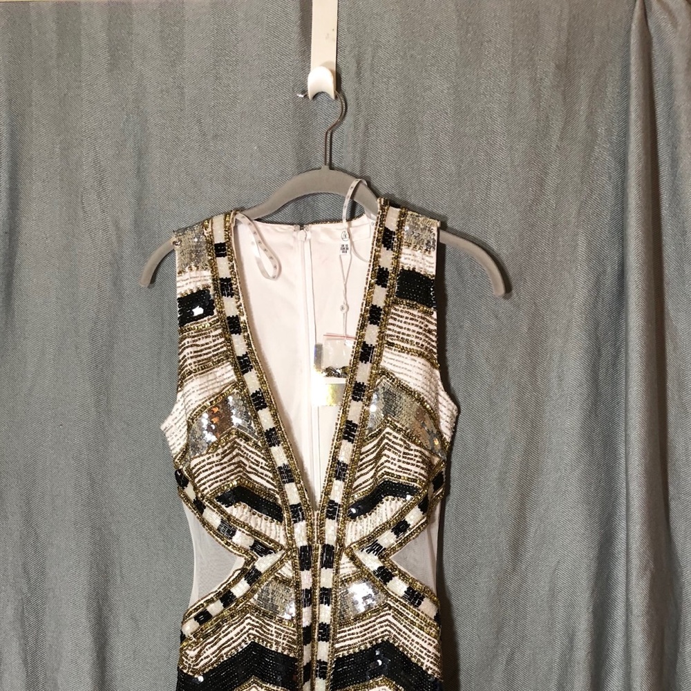 Missguided Premium Sequin Dress - Picture 4 of 4